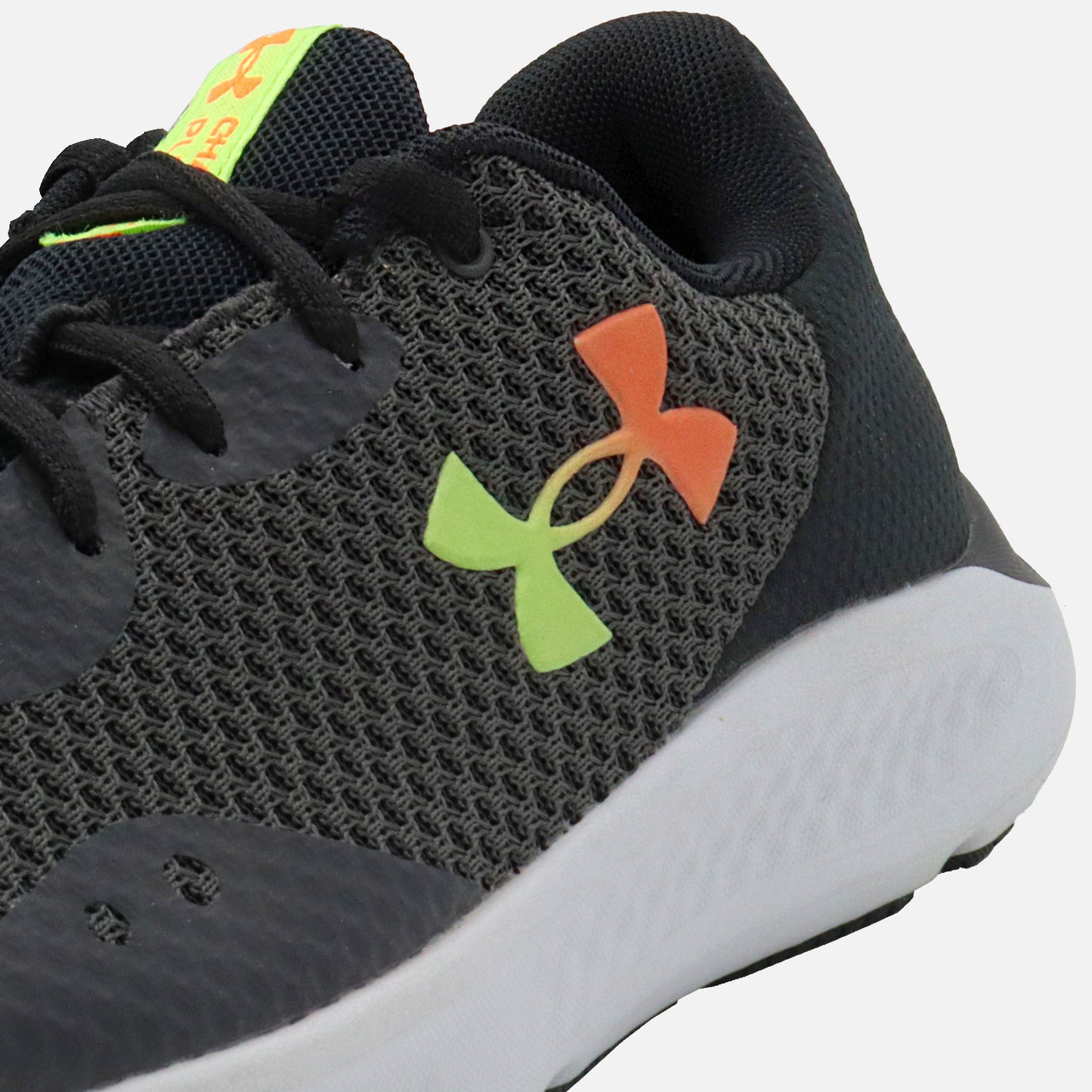 Tenis Under Armour Charged Pursuit 3
