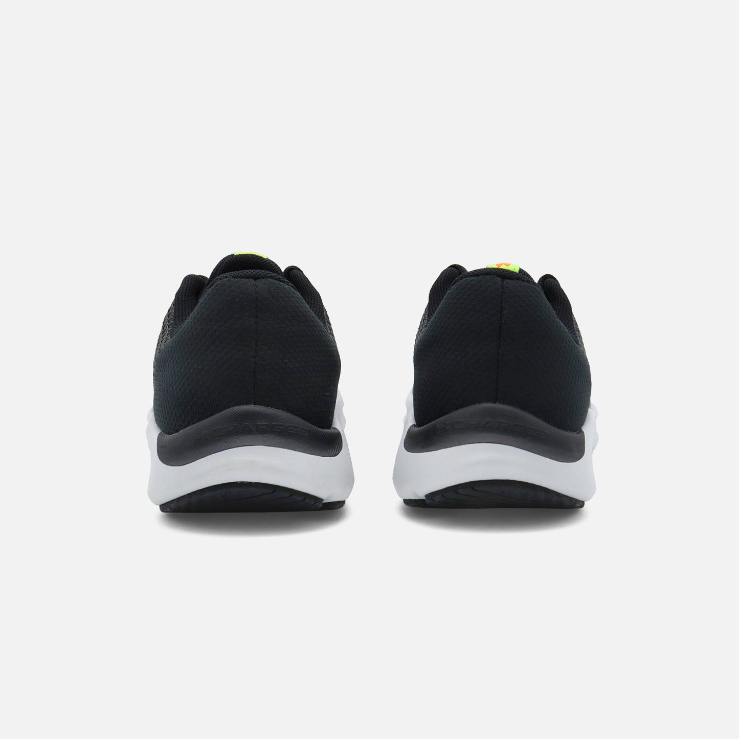 Tenis Under Armour Charged Pursuit 3