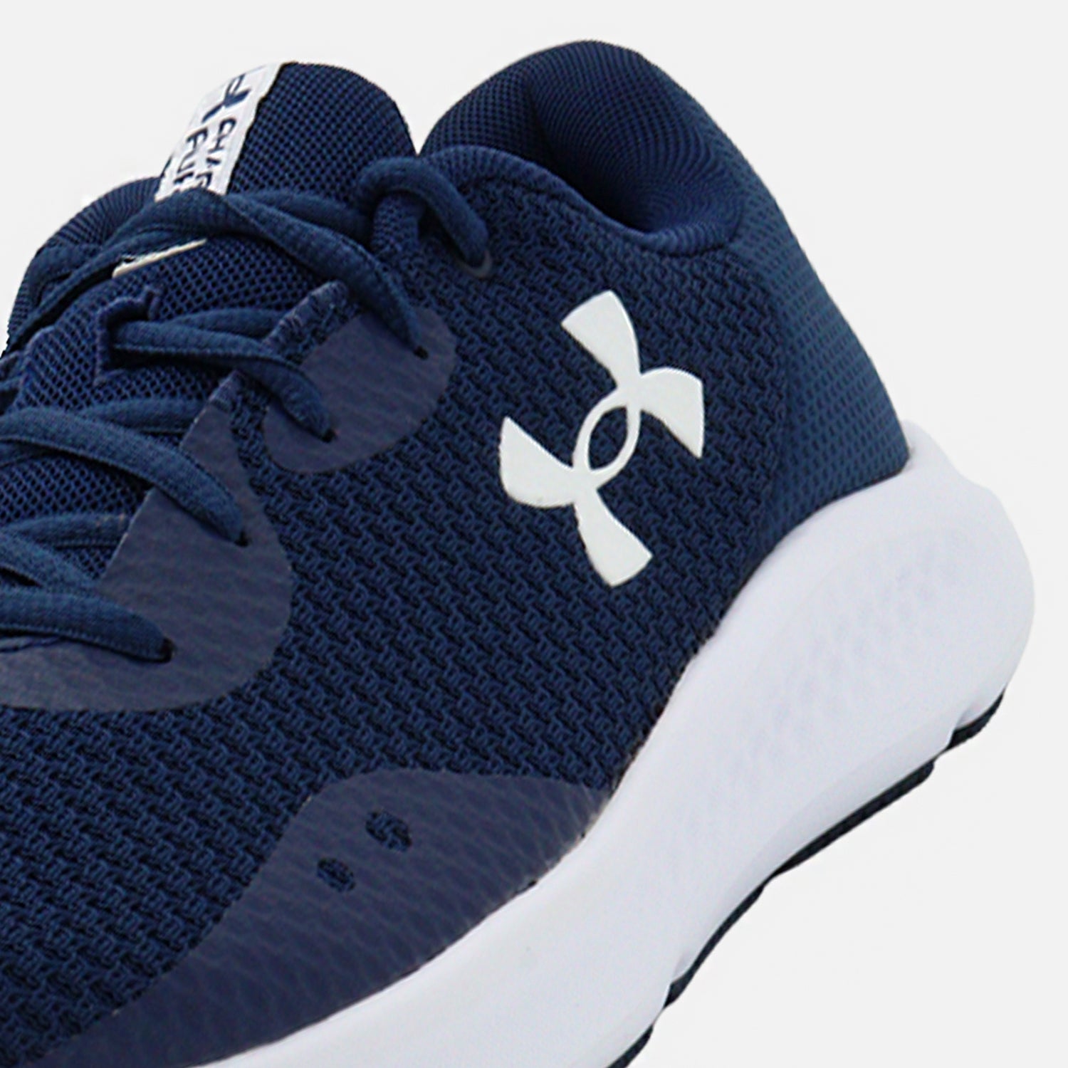 Tenis Under Armour Charged Pursuit 3