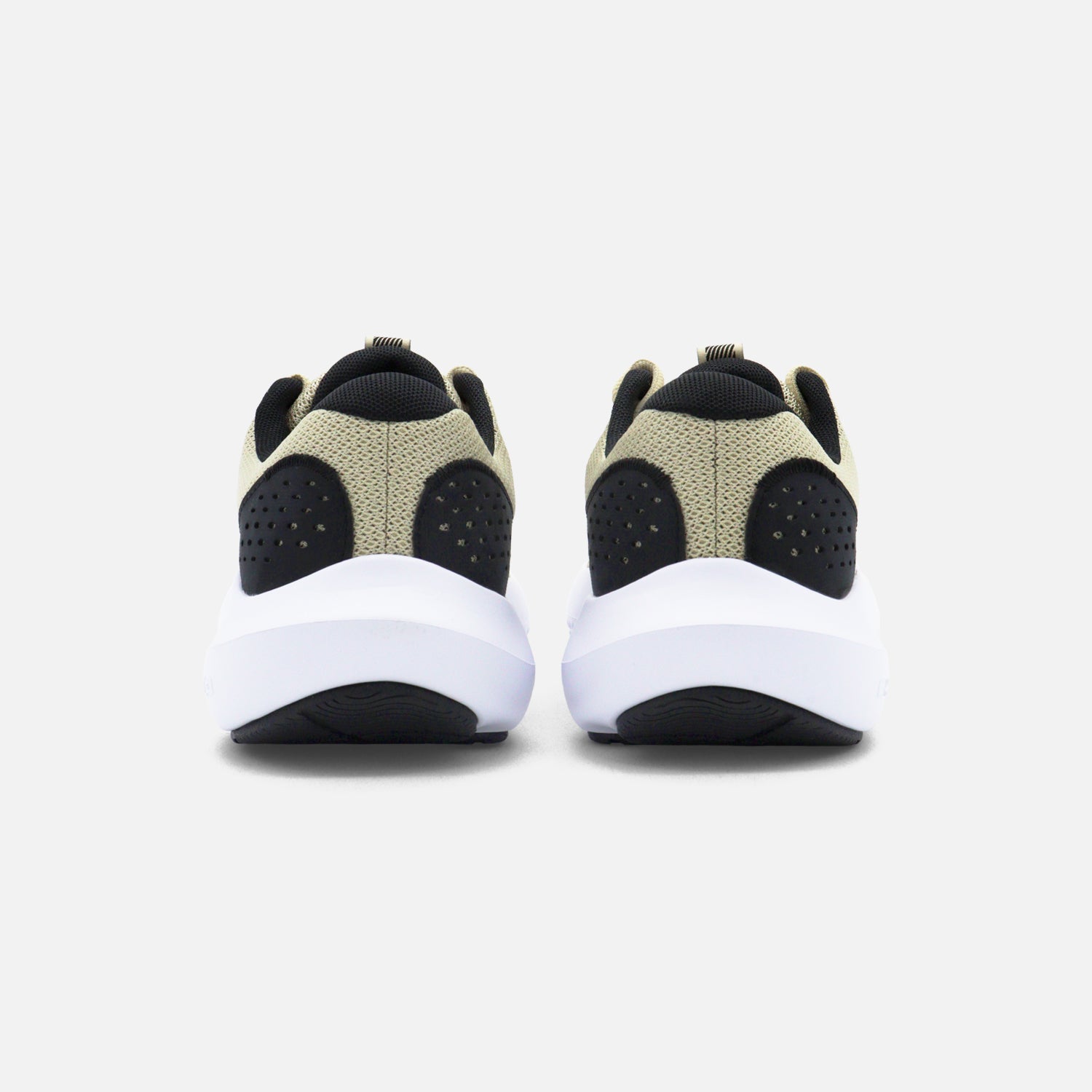 Tenis Under Armour Charged Surge 4