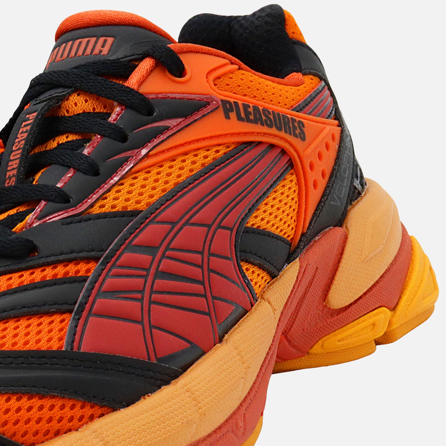 Tenis Puma Velophasis Layers Pleasures