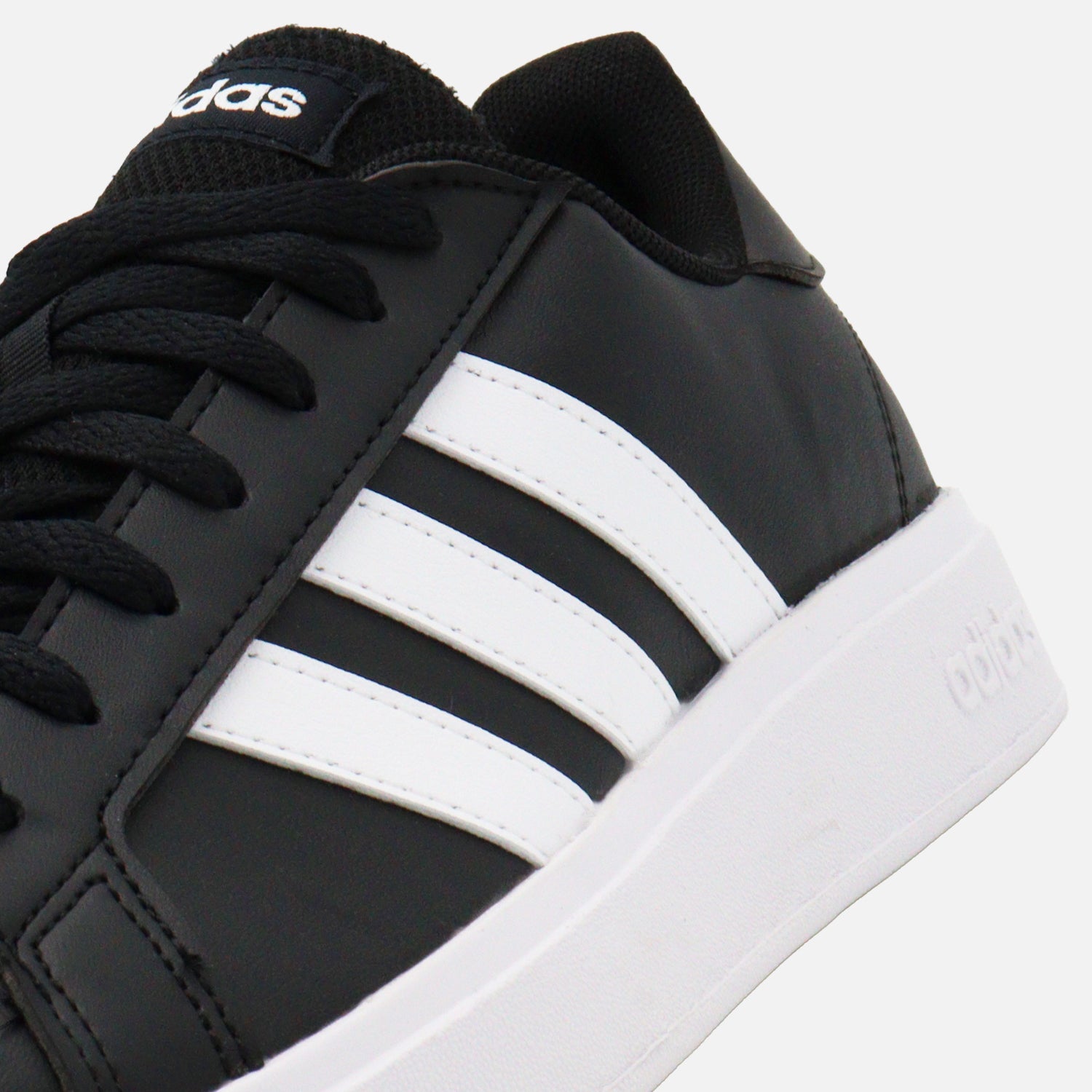 Tenis adidas Grand Court