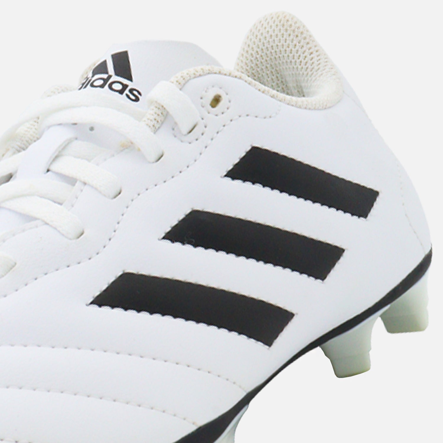 Tenis adidas Fútbol Rápido con Agujetas