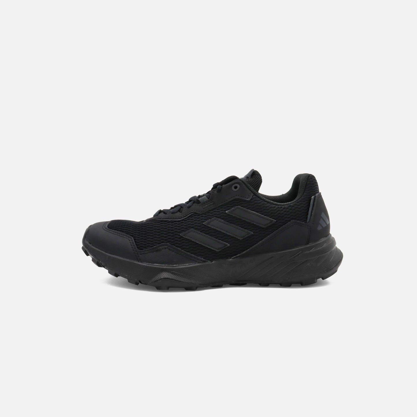 Tenis Adidas Tracefinder