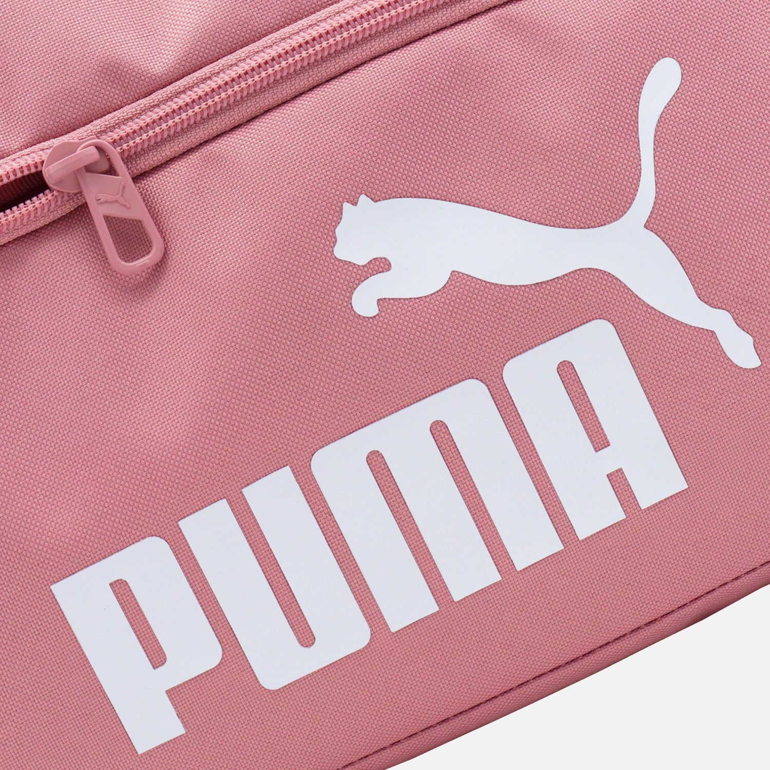 Maleta Deportiva Puma para Mujer | Bolsa Gym Ligera y Resistente