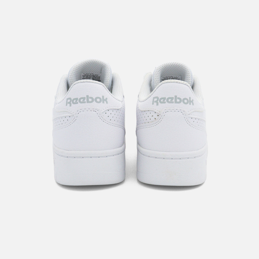 Tenis Blancos Reebok BB 1000 Double para Mujer | Estilo Retro y Comodidad Urbana