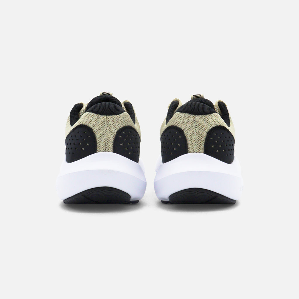 Tenis Under Armour Charged Surge 4