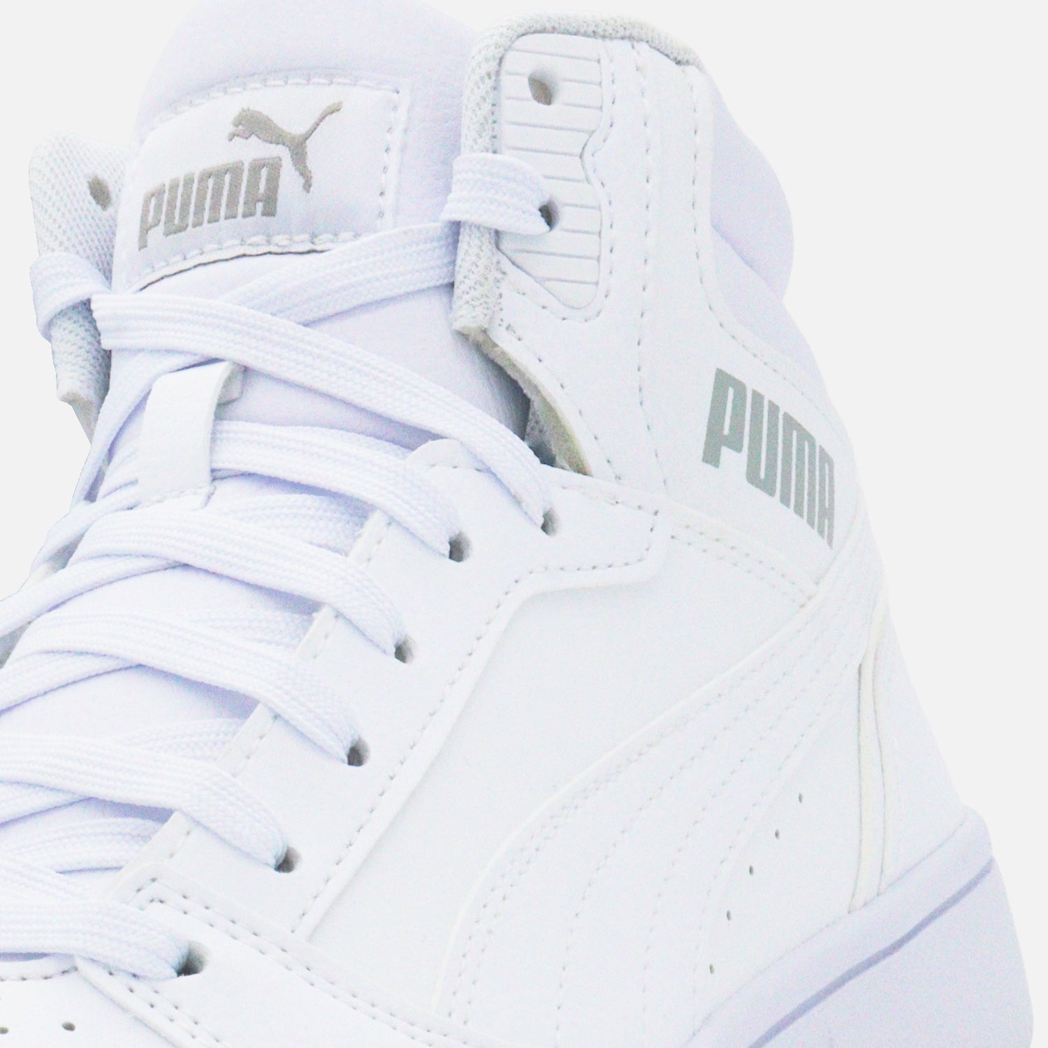 Tenis Puma Rebound V6 Blancos para Niño | Estilo Casual y Comodidad