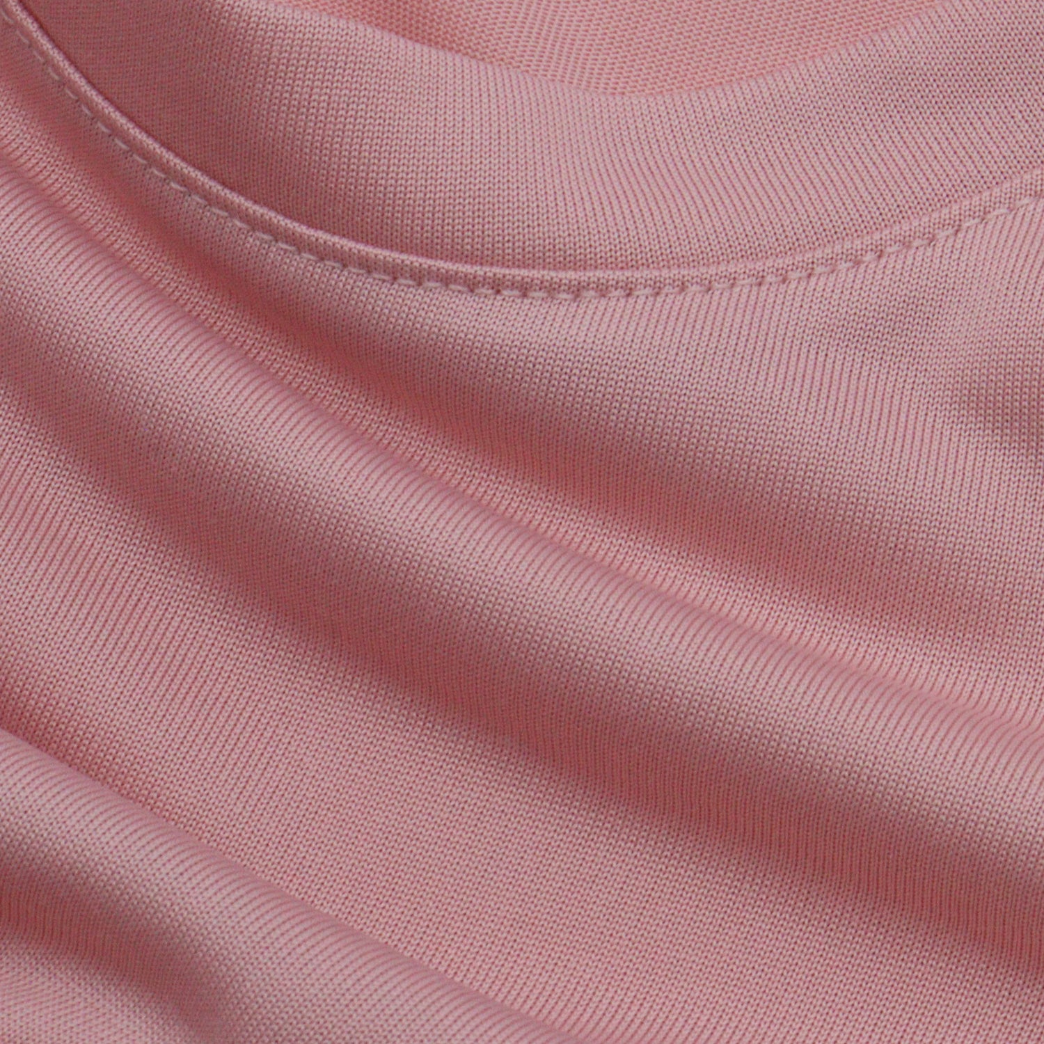 Playera Puma Active para Mujer | Comodidad y Estilo Deportivo para Entrenar