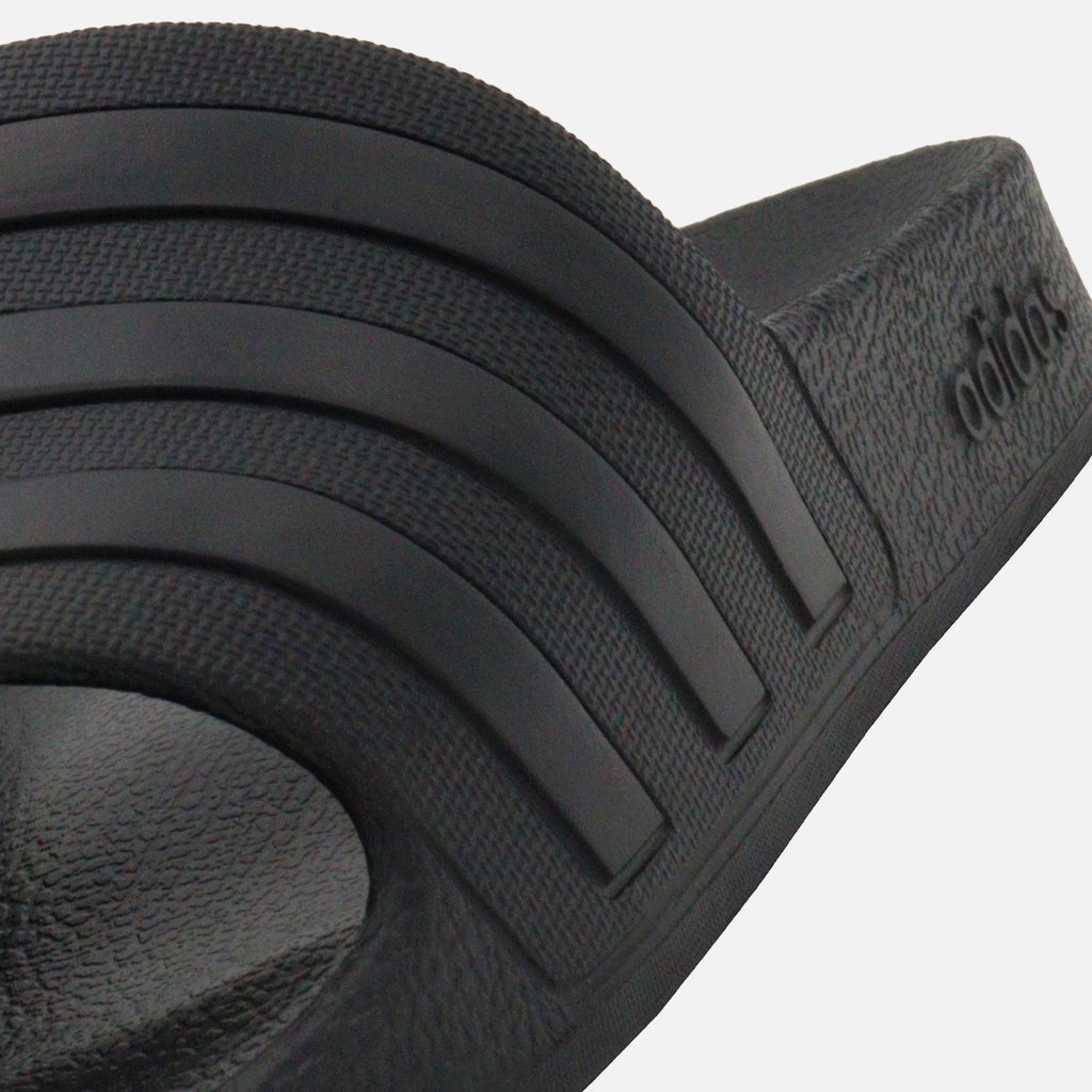 Sandalias adidas adilette Aqua Negras | Comodidad y Estilo Deportivo