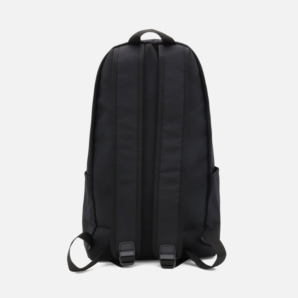 Mochila adidas Classic Foundation | Amplia, Resistente y Lista para el Uso Diario