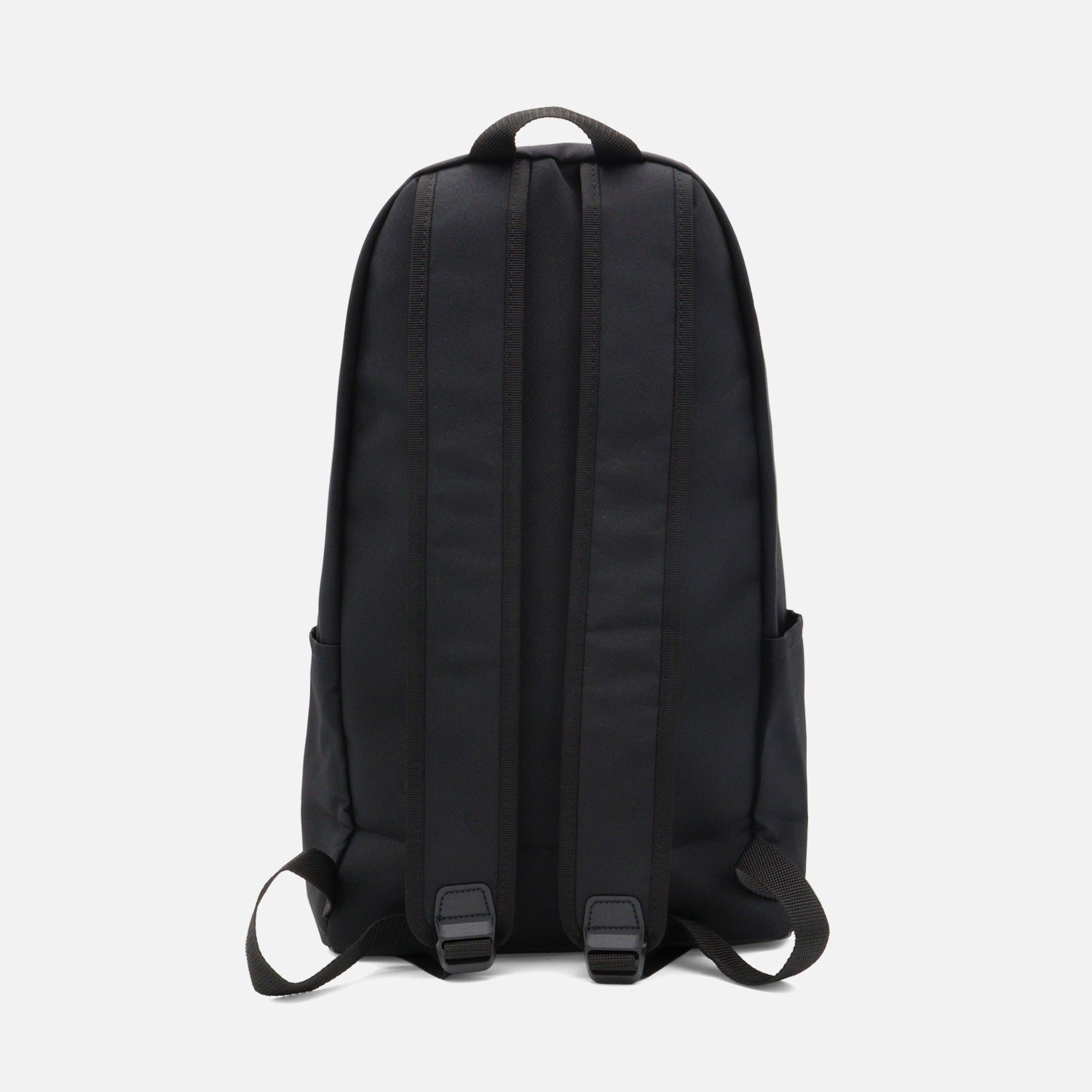 Mochila adidas Classic Foundation | Amplia, Resistente y Lista para el Uso Diario
