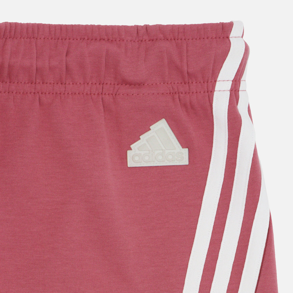 Short adidas Future Icons para Mujer | Estilo Deportivo y Comodidad