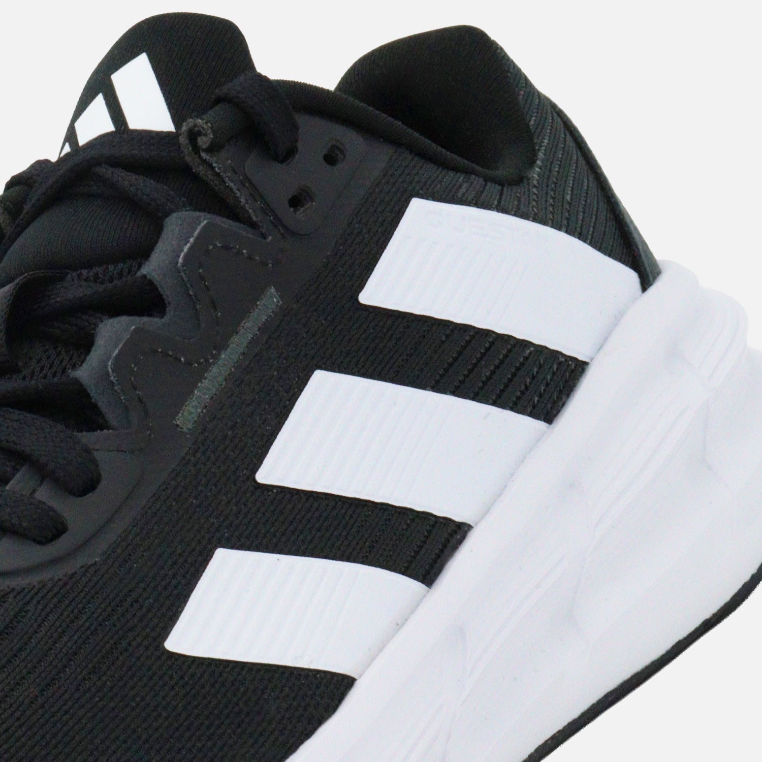 Tenis adidas Questar 3 Mujer