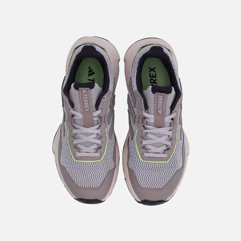 Tenis adidas Tracefinder