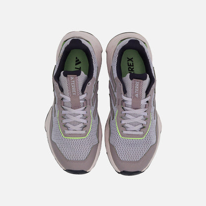 Tenis adidas Tracefinder