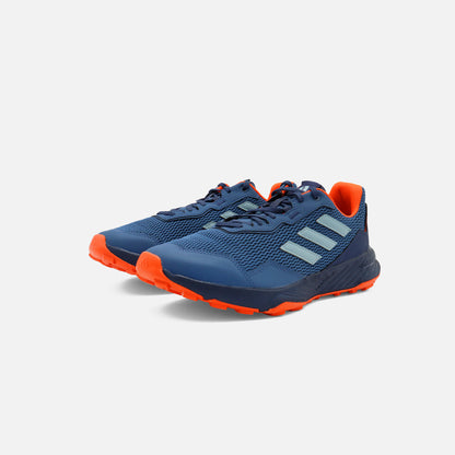 Tenis adidas Tracefinder