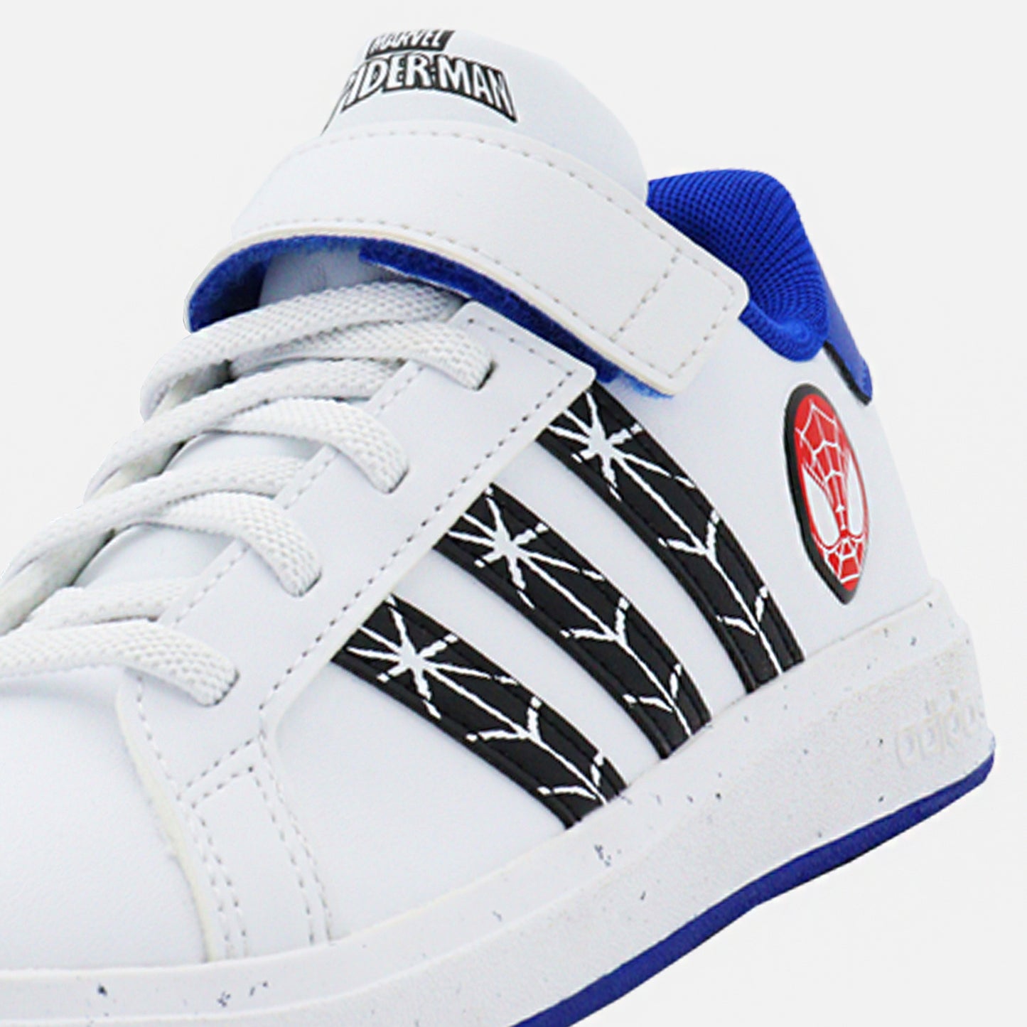 Tenis adidas Grand Court Hombre Araña de Marvel
