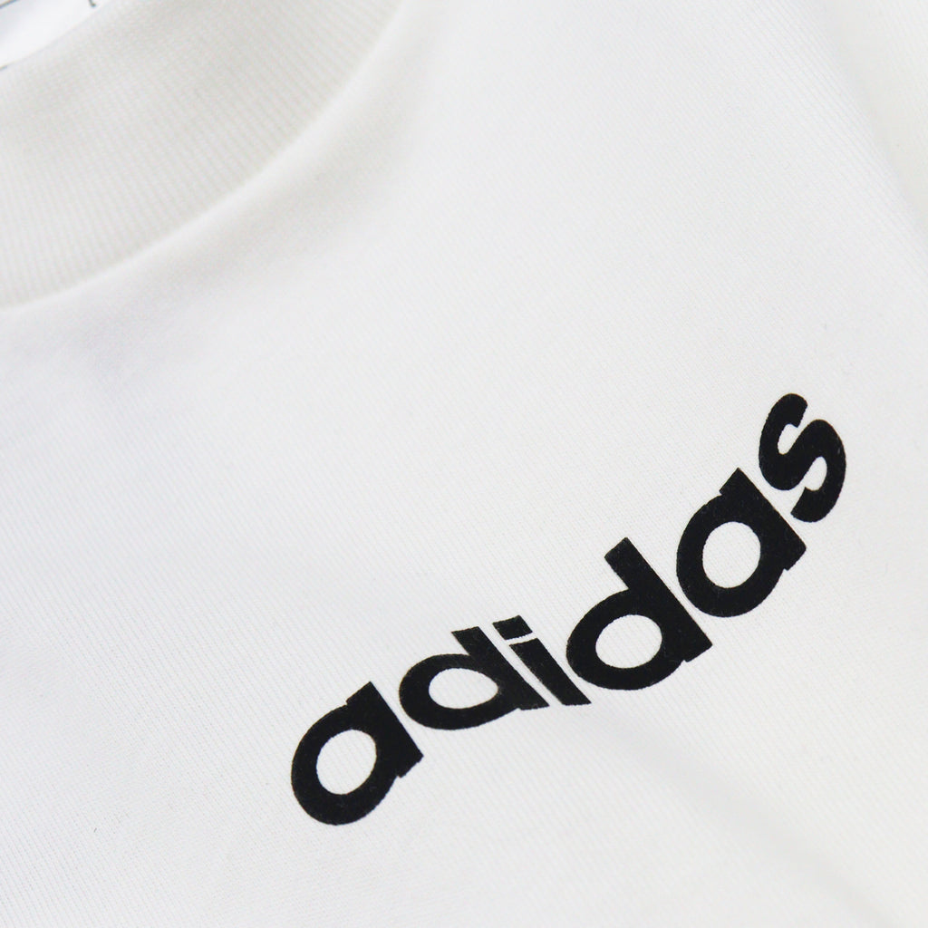 Playera adidas Essentials Linear Mujer | Básico Deportivo Cómodo y Versátil