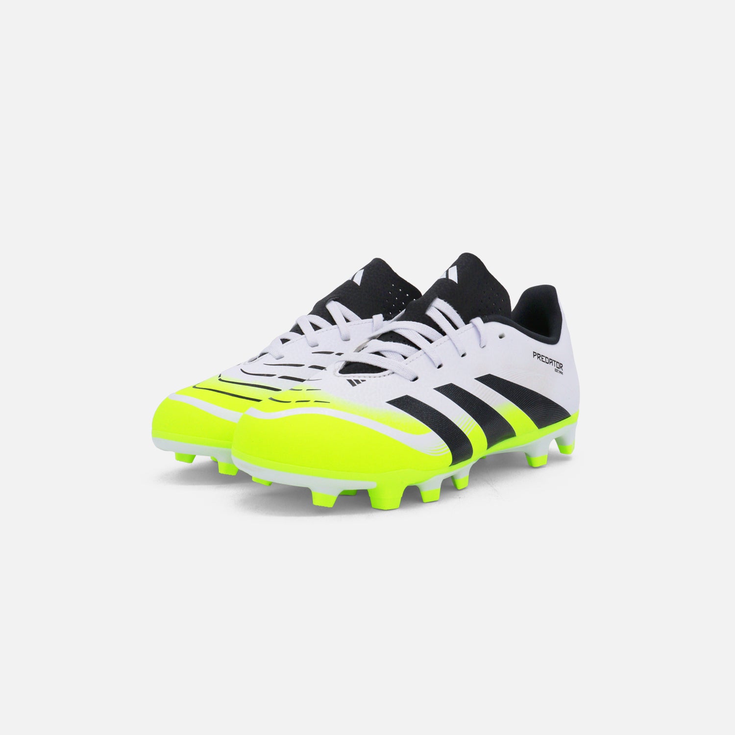 Tenis adidas Predator Multiterreno