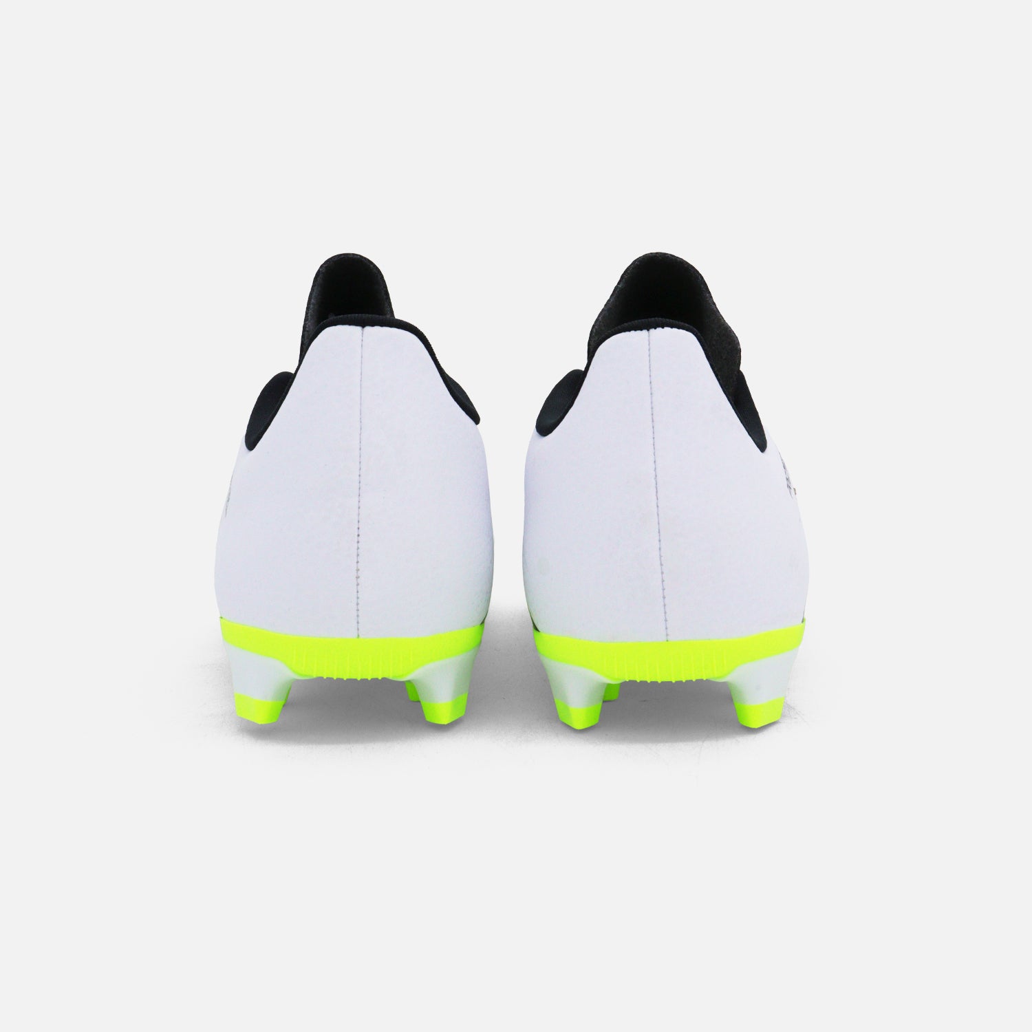 Tenis adidas Predator Multiterreno