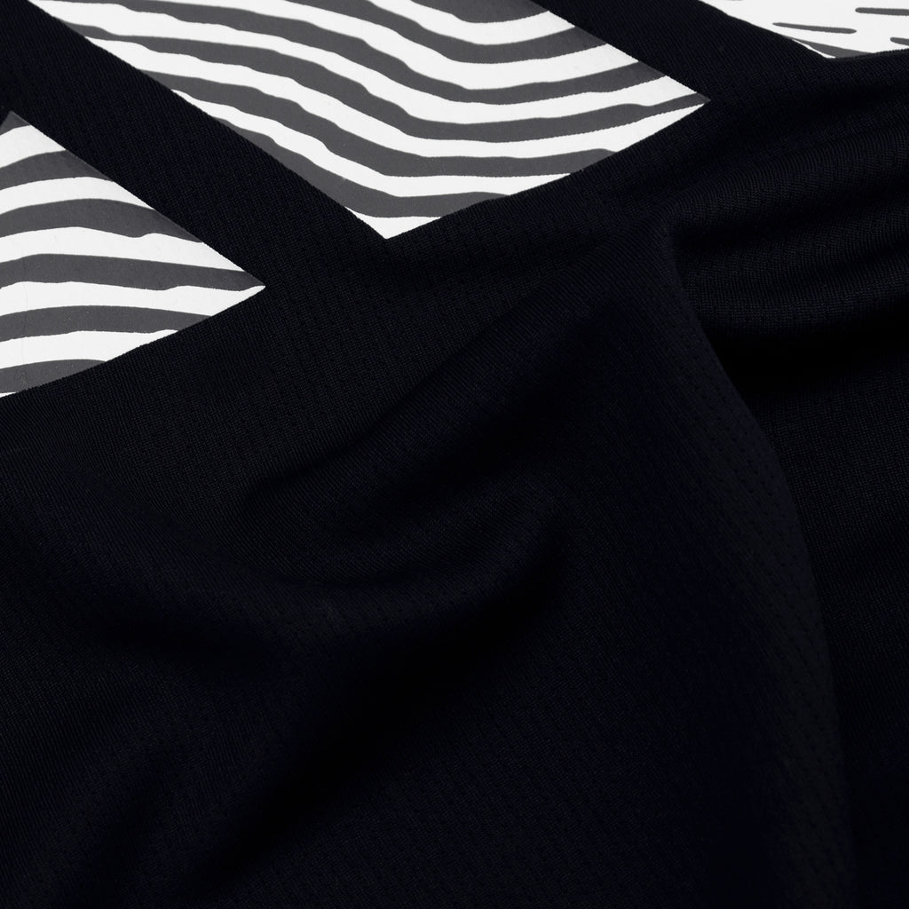 Playera deportiva Adidas negro para dama