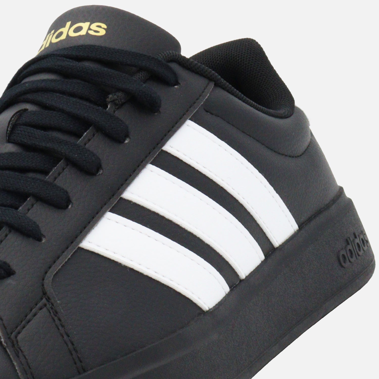 Tenis adidas Street Talk