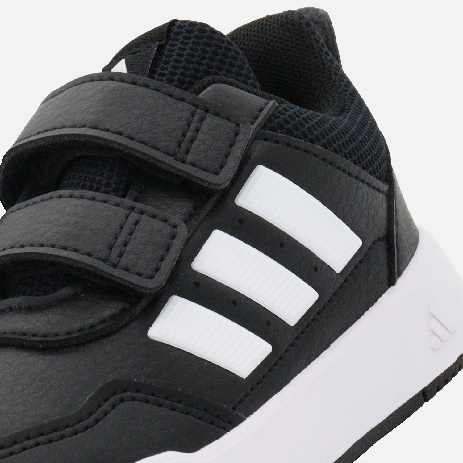Tenis adidas Tensaur 3.0 para Niño | Comodidad y Resistencia