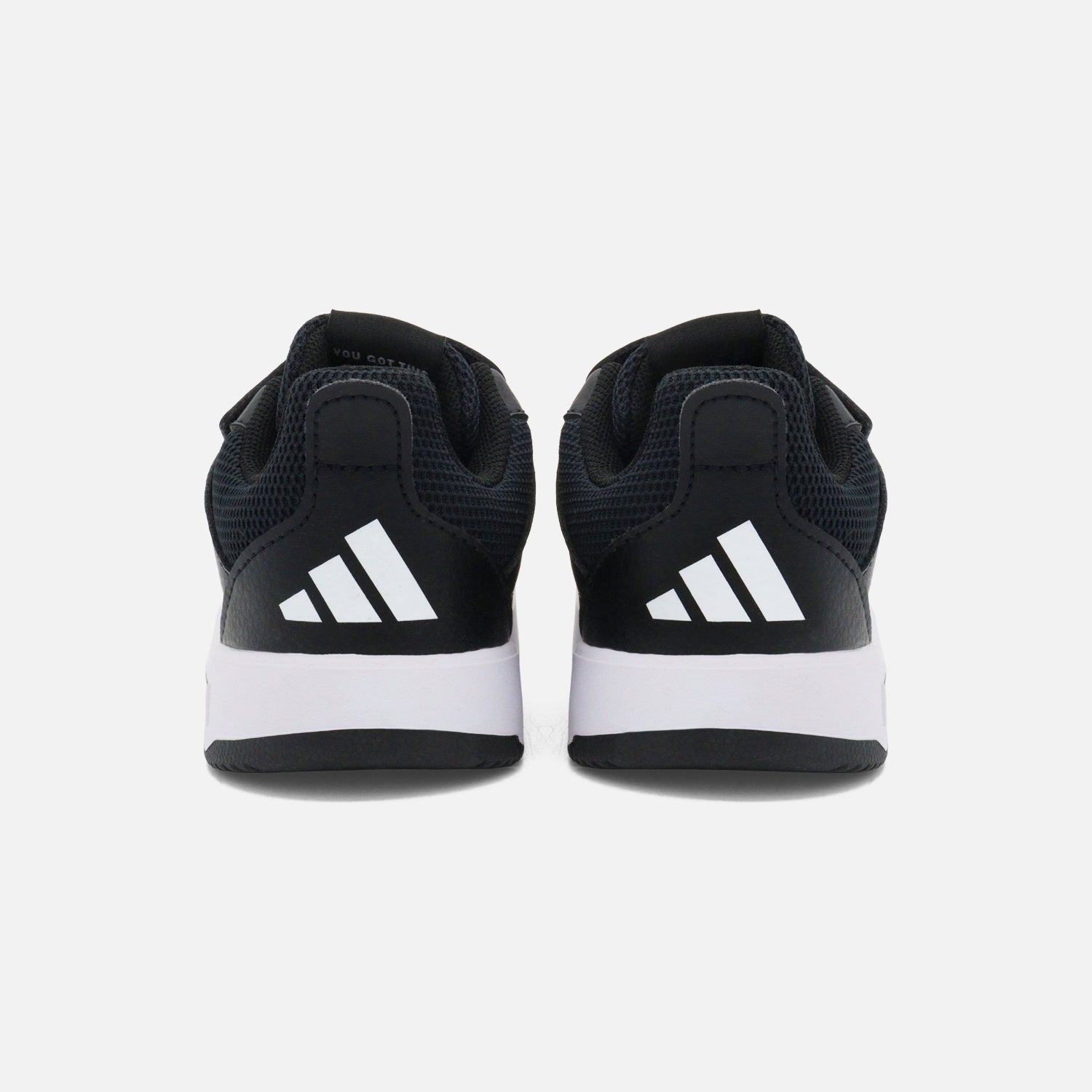 Tenis adidas Tensaur 3.0 para Niño | Comodidad y Resistencia