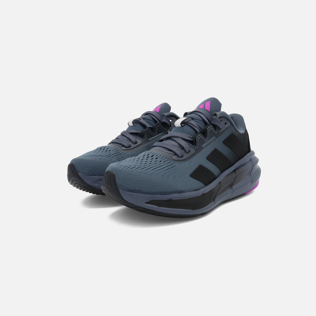 Tenis adidas running Questar 3