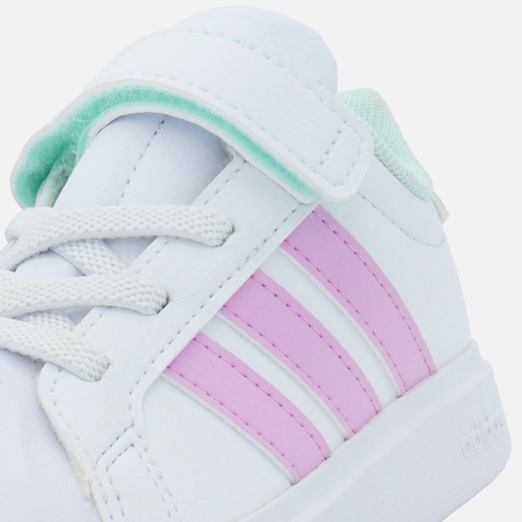 Tenis adidas Casual Streettalk Bebé | Comodidad y Estilo para los Más Pequeños