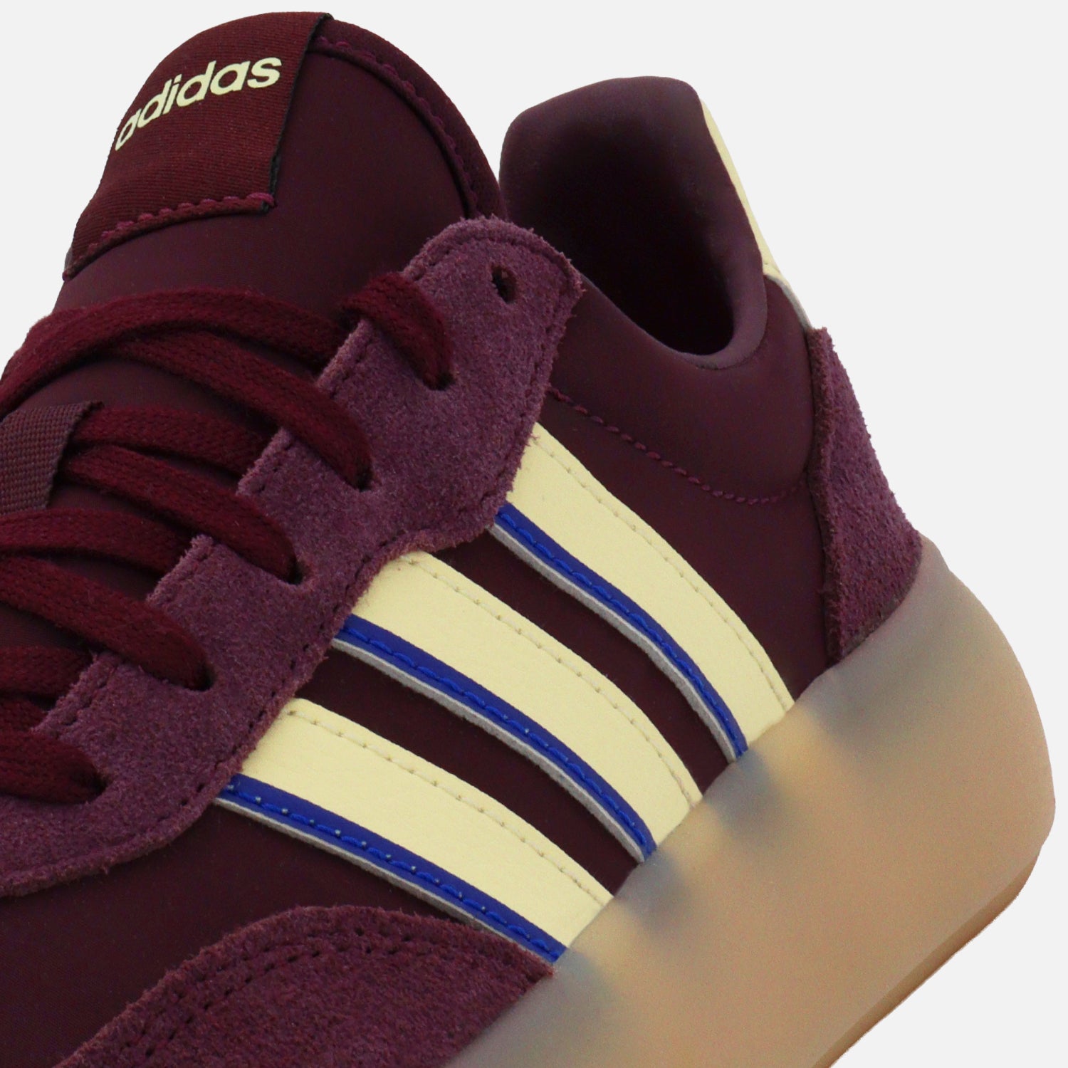 Tenis adidas Barreda Decode