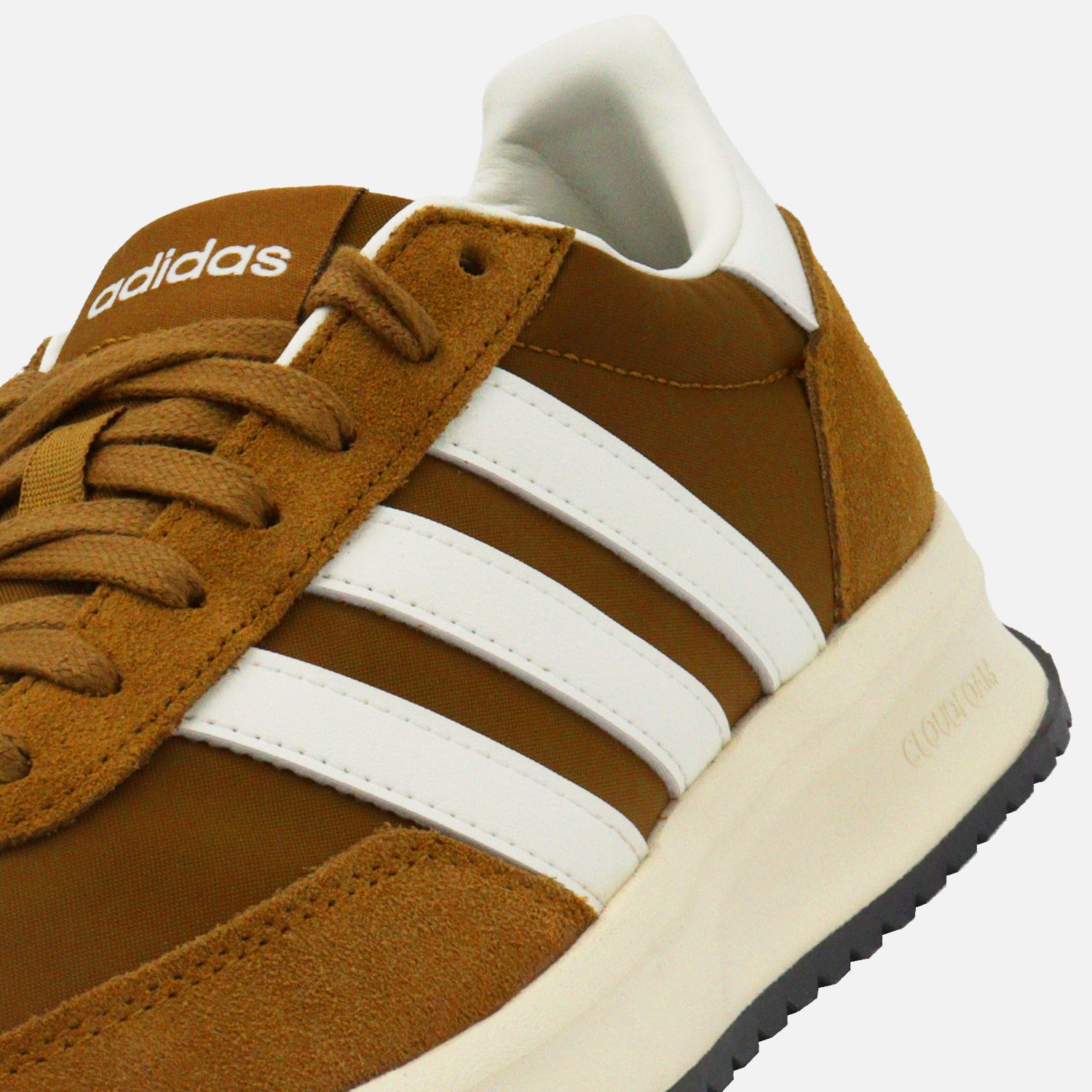 Tenis adidas Run 70s